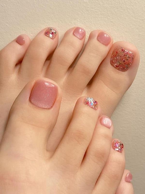 Nail chân màu hồng thạch đẹp