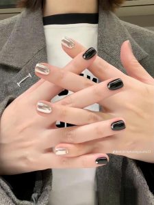 mẫu nail móng vuông ngắn