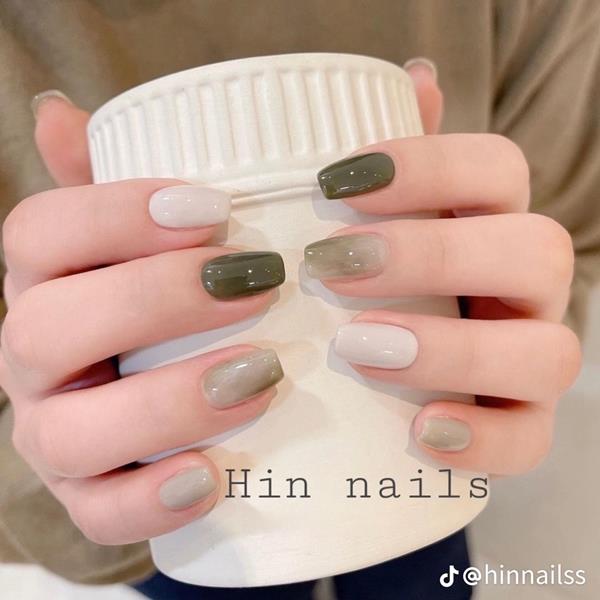 Nail móng ngắn đơn giản nhẹ nhàng tone xanh