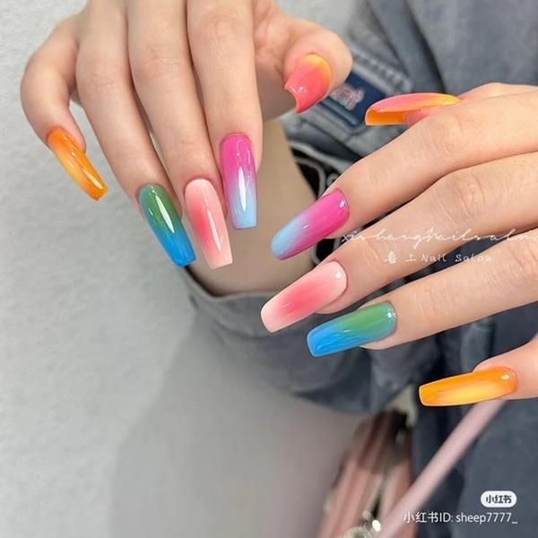 Mẫu nail hot 2022