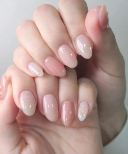 Nail xinh nhẹ nhàng màu hồng nhạt